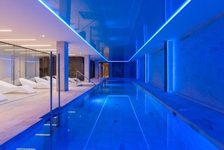 L'Azure Hotel