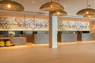 L'Azure Hotel