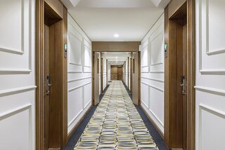 Golden Sands Hotel Apartments