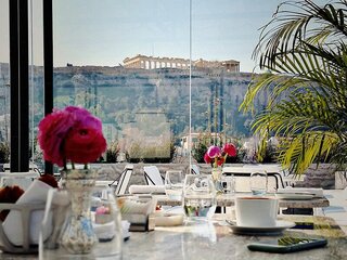 The Dolli at Acropolis