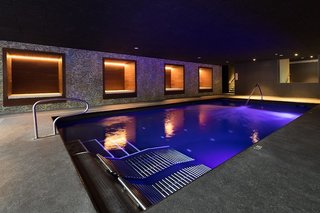 Aqua Hotel Silhouette & Spa