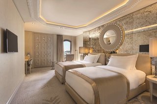 Wyndham Grand Istanbul Kalamis Marina Hotel