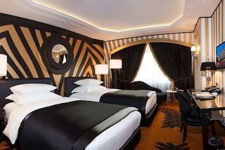 Wyndham Grand Istanbul Kalamis Marina Hotel
