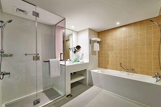 Ramada Hotel & Suites by Wyndham Dubai JBR