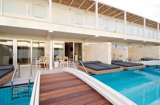 Insula Alba Sea Side Resort & Spa