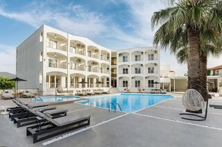 Stavros Beach Hotel
