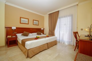 Hotel Mainake SL