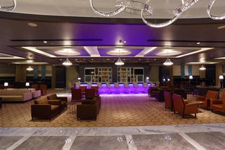 Royal Stay Palace Hotel