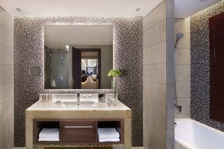 Radisson Blu Hotel Dubai Waterfront