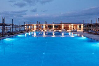 La Mer Resort & Spa