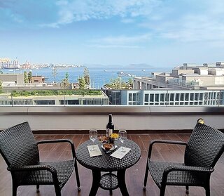 Port Bosphorus Hotel