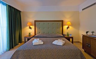 Giannoulis – Cavo Spada Luxury Sports & Leisure Resort & Spa